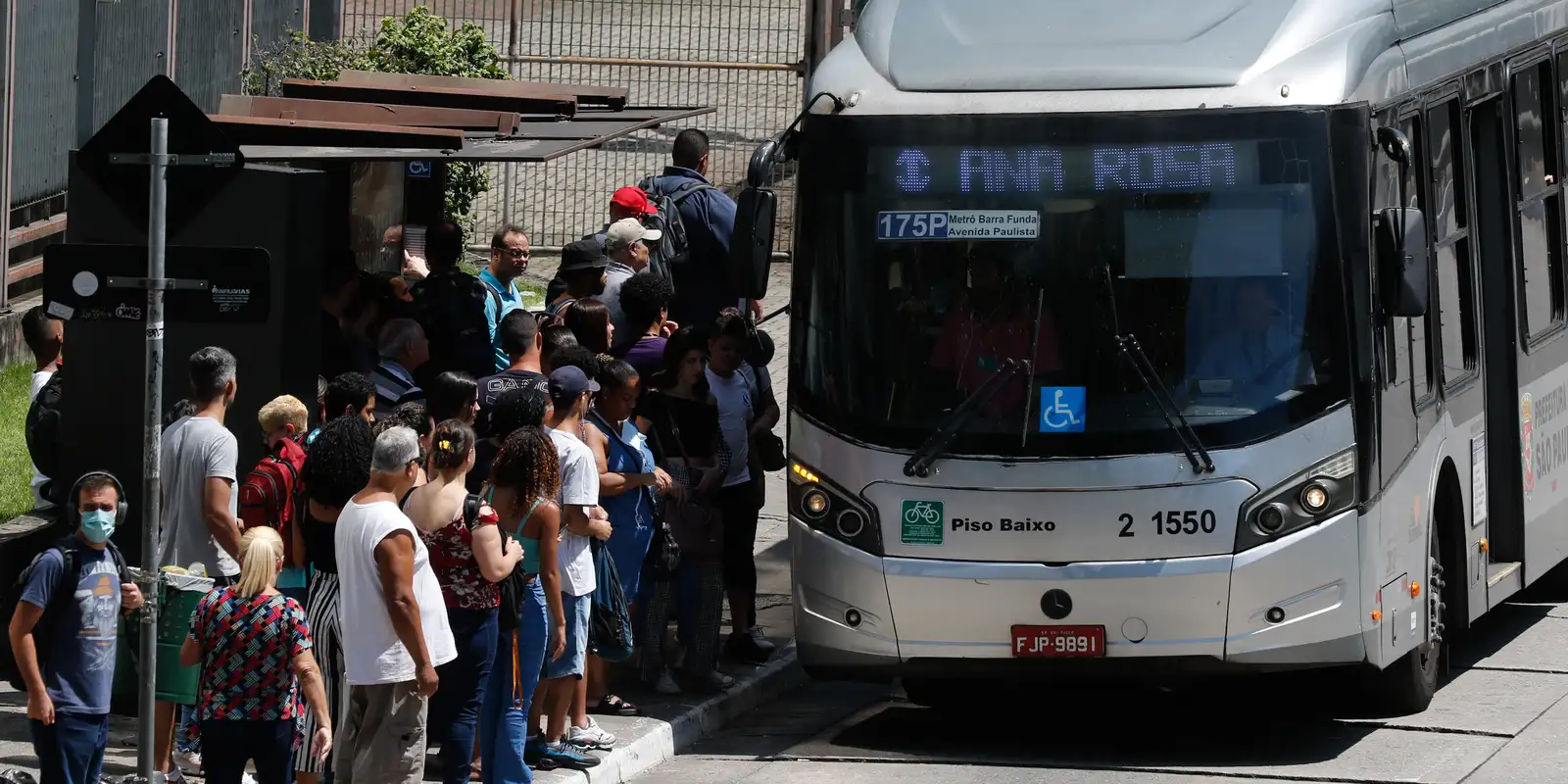 Bilhete de ônibus na capital paulista custará R$ 5,00 em janeiro