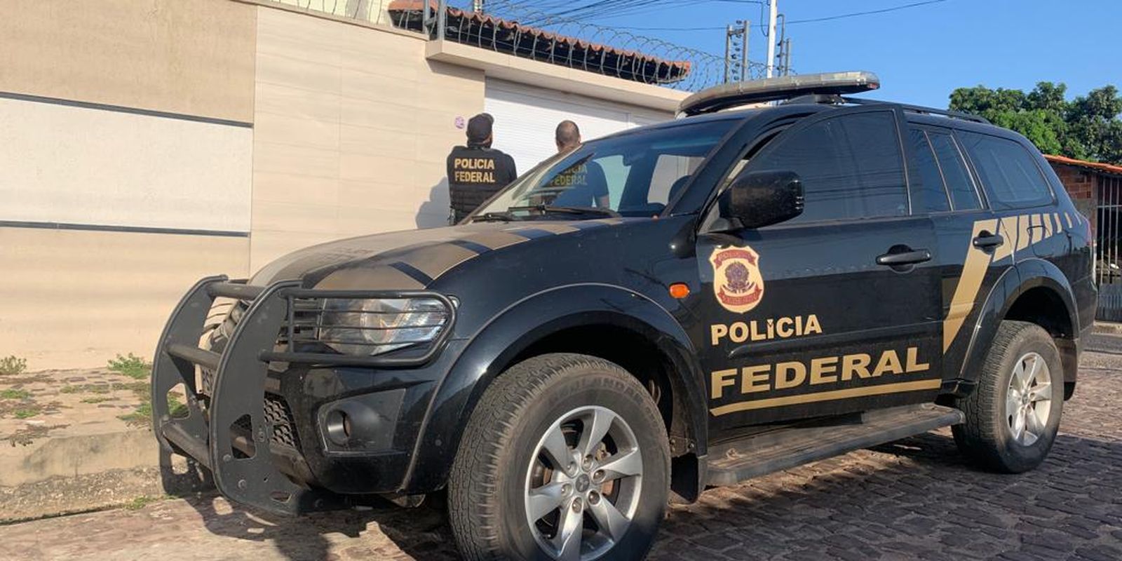 Polícia Federal desarticula esquema bilionário de tráfico de drogas