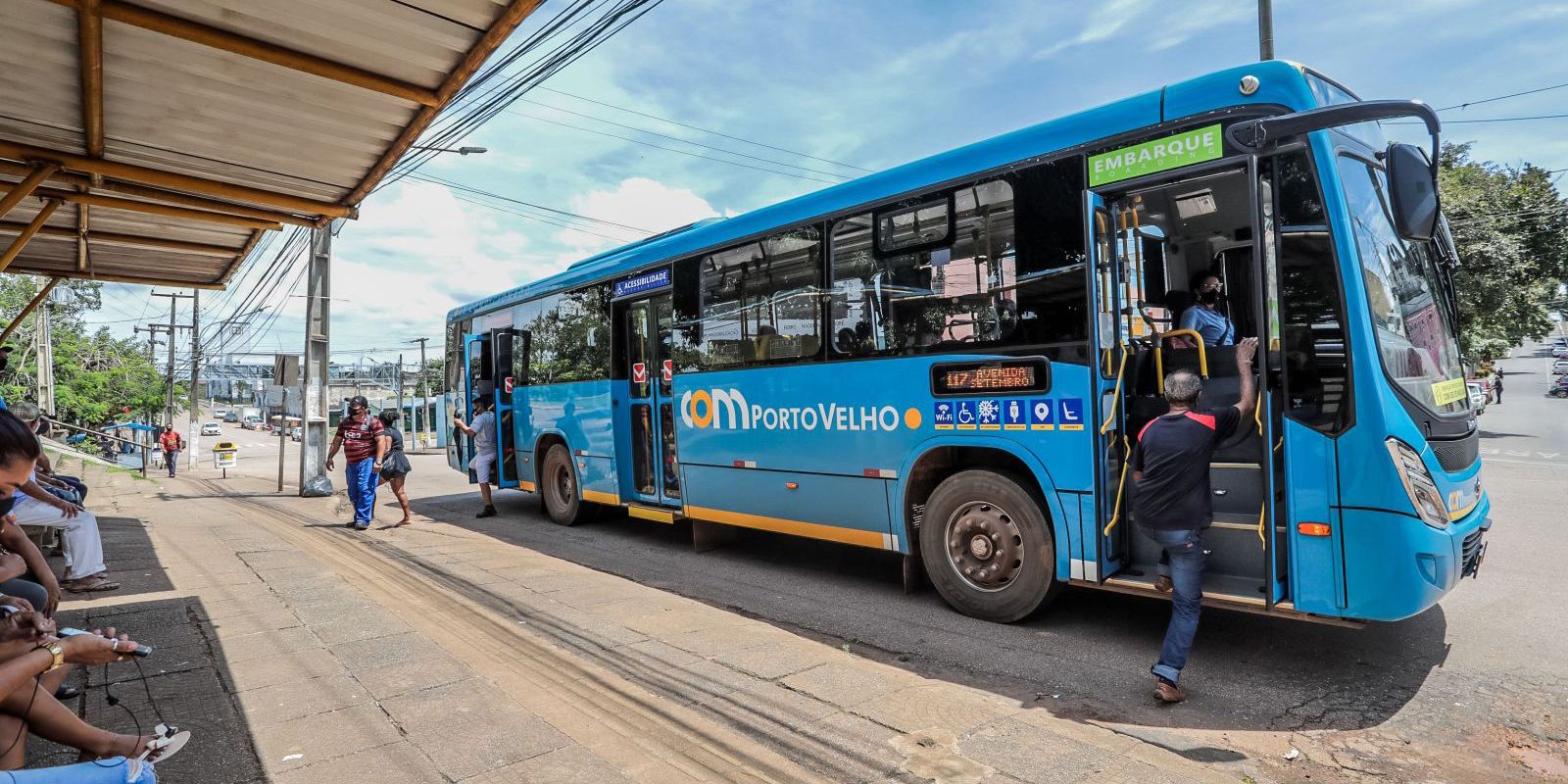 Após mais uma noite violenta, ônibus voltam a circular em Porto Velho