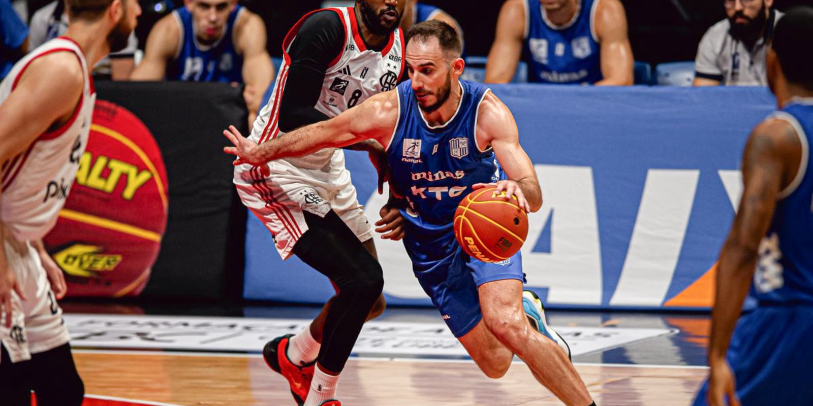 Basquete: Minas e Flamengo jogam de olho nas quartas da Champions