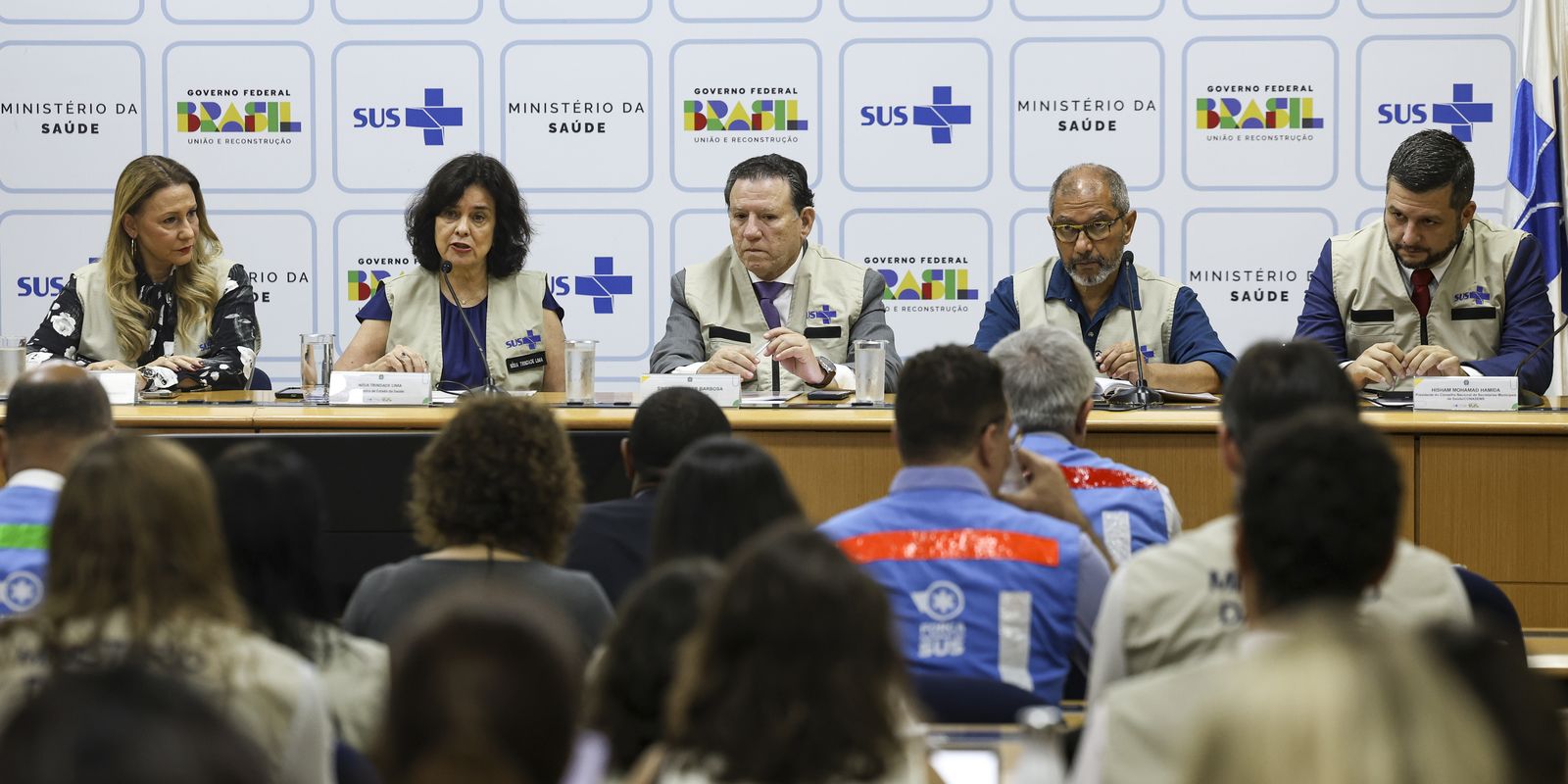 Governo lança ações para se antecipar a período de alta da dengue