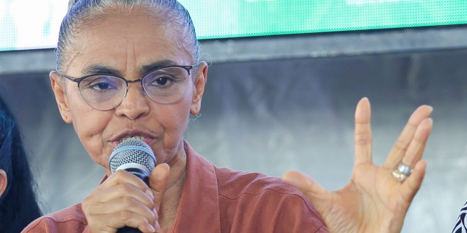 “Não é festa, é luta”, diz Marina sobre COP30