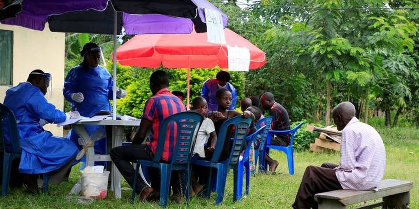 Uganda declara fim de surto de ebola  
