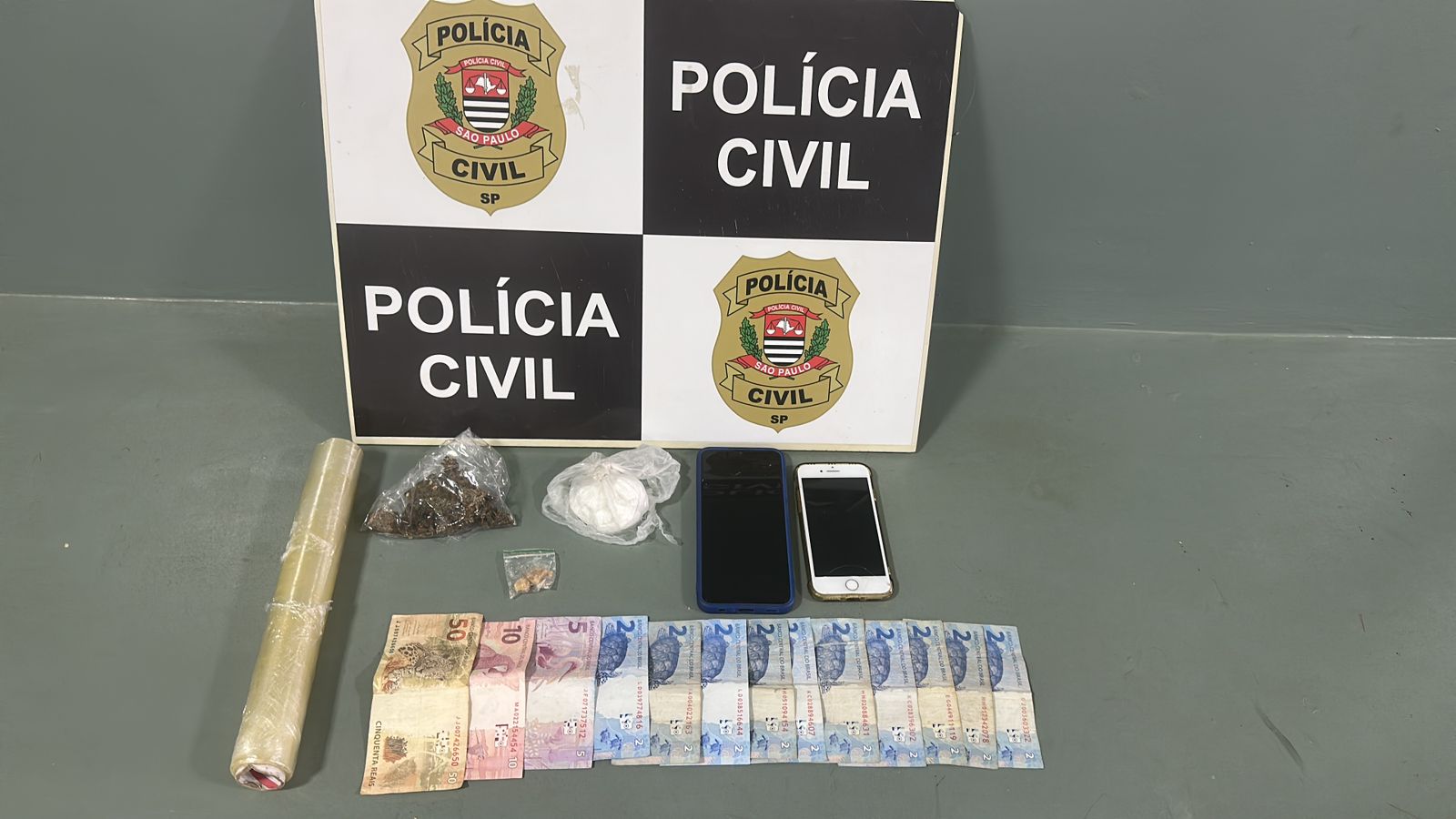 Polícia de Pirapó prende dois suspeitos por tráfico de drogas