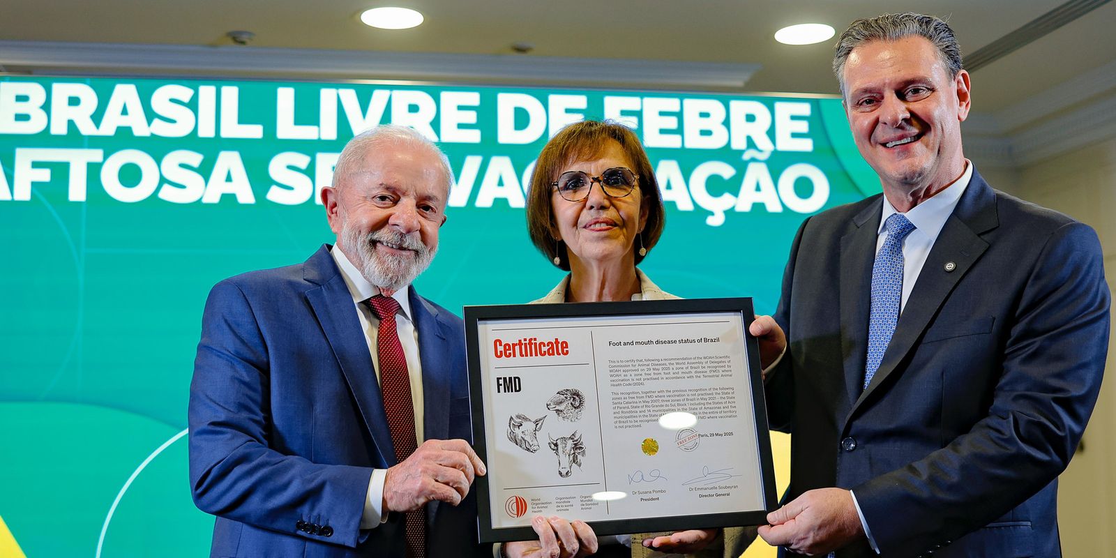 Lula recebe na França certificado de país livre da febre aftosa