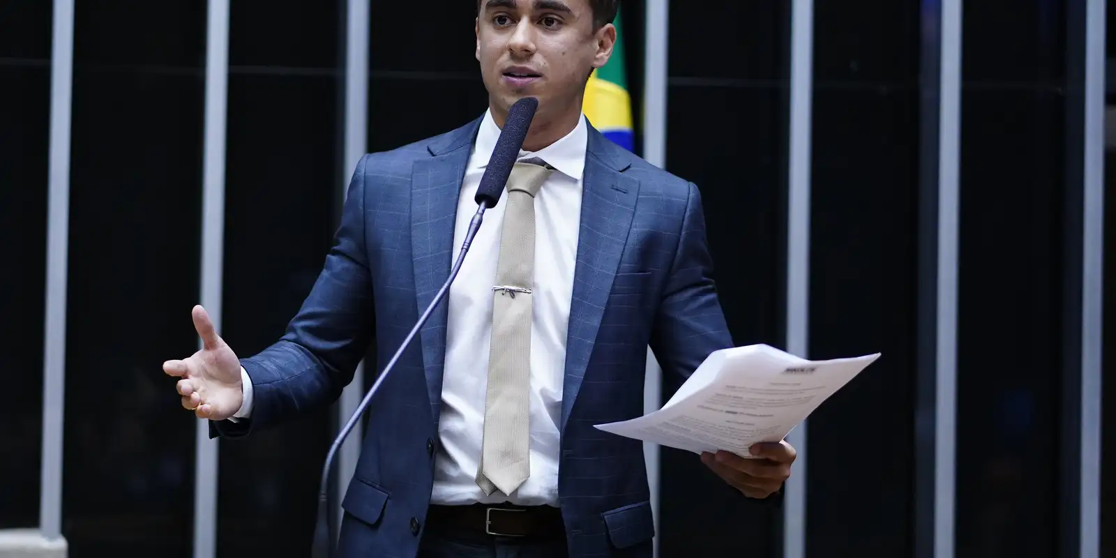 STJ mantém condenação de Nikolas por transfobia contra Duda Salabert