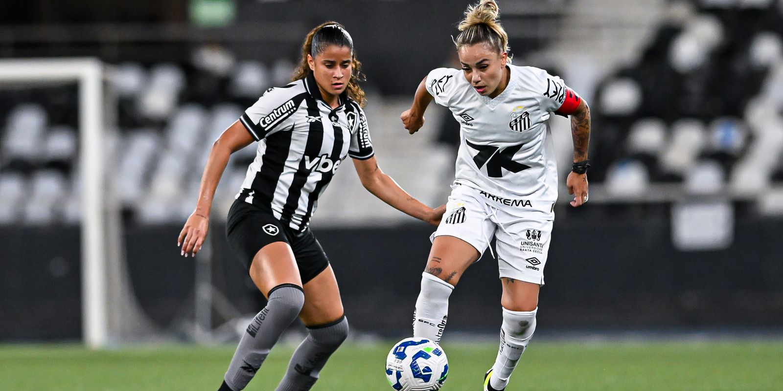 Santos abre vantagem sobre Botafogo na final do Brasileiro A2