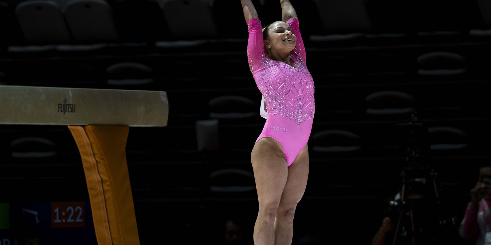 Brasil se despede do Mundial de Ginástica Artística sem medalhas