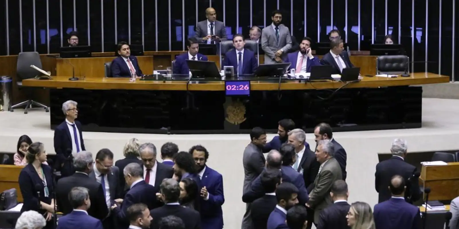 Câmara aprova texto-base do projeto de lei antifacção