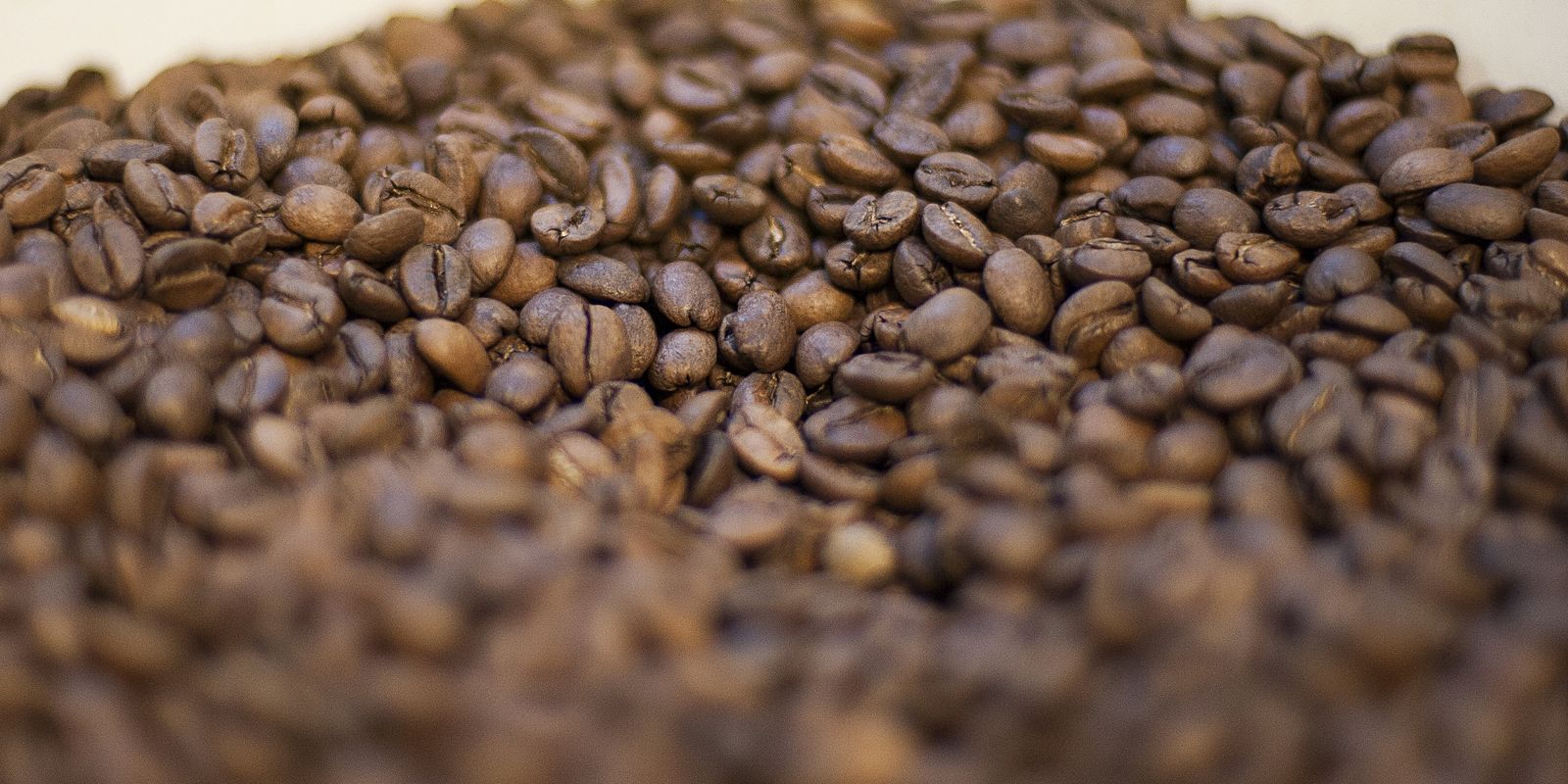 Trump diz que reduzirá tarifas para importação de café