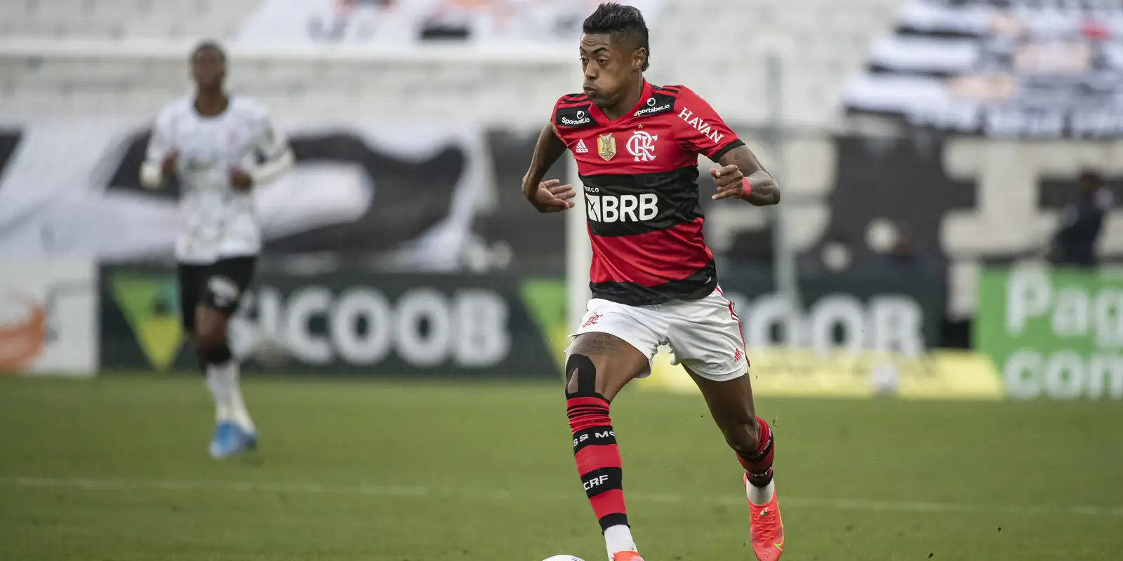 Justiça diz que Bruno Henrique é réu por estelionato