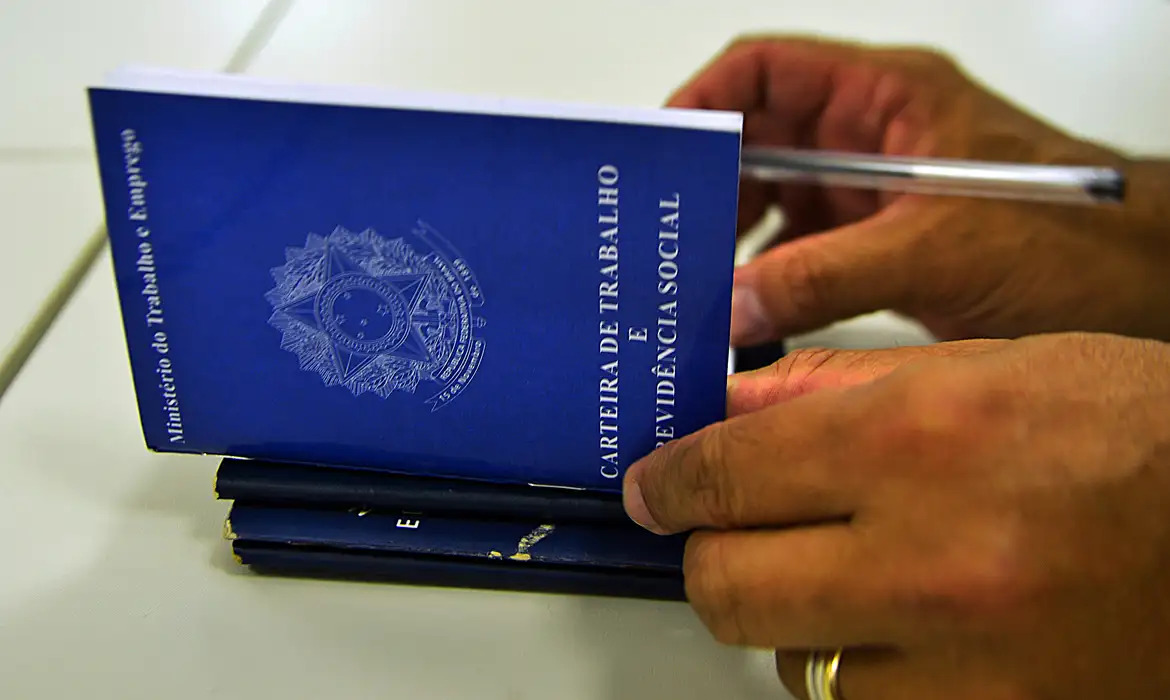 Rancharia perde 62 vagas em 12/2025 nos  setores agro, indústria, comércio e serviços