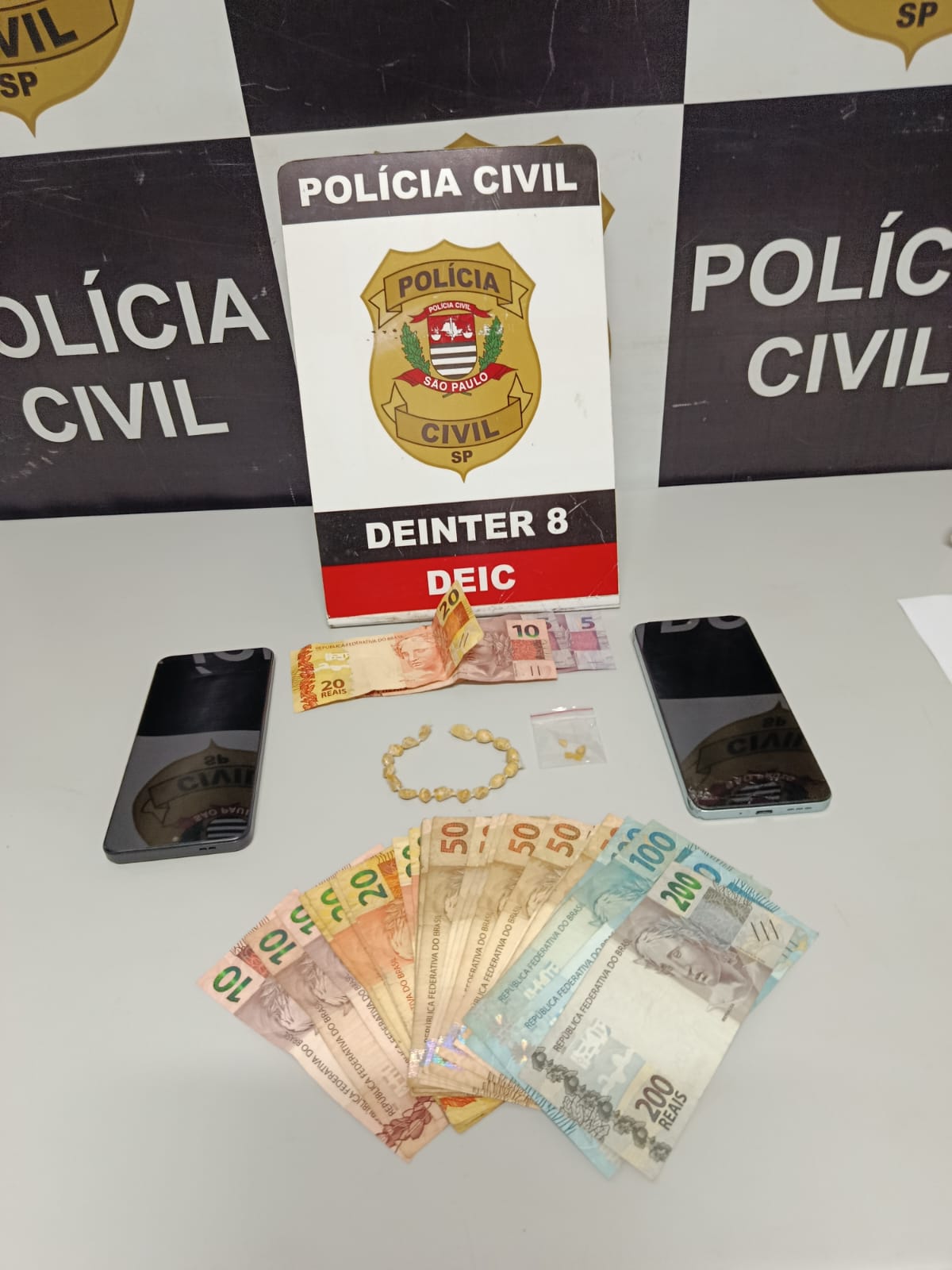 Três pessoas são presas em Teodoro Sampaio por tráfico de drogas